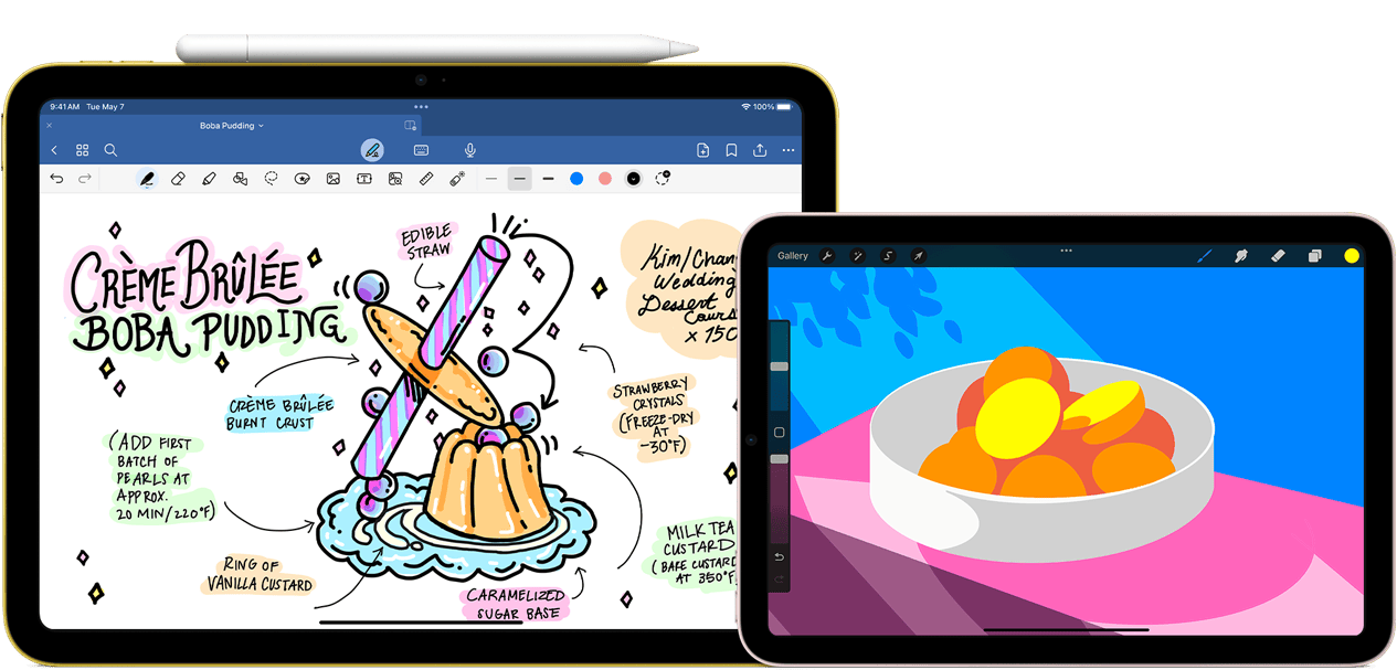 Po lewej stronie iPad 10. generacji w układzie poziomym wyświetlający grafikę z notatkami i rysunkiem, Apple Pencil USB‑C przyłączony u góry urządzenia. Po prawej stronie iPad mini w układzie poziomym prezentujący kolorową ilustrację wykonaną w aplikacji ProCreate.
